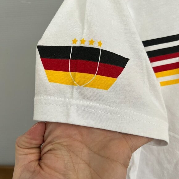 Germany Deutschland Emblem Flag Colors Fan Sports T-Shirt by Crane Sz 13-14 - Picture 2 of 7
